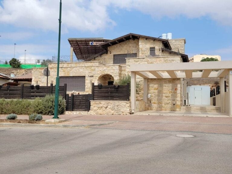 Villa in Hoshaya - Vacation Apartments